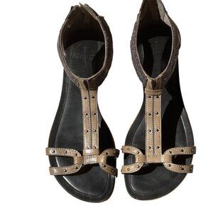 Schutz Woman's Taupe and Bronze sz 6 Eur 37 Flat Sandal